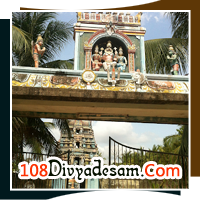 Mangaimadam Sri Veera Narasimha Perumal Temple, Poombuhar near Sirkazhi, One among the Pancha Narasimha Kshetrams where Lord Narasimha is blessing along with Goddess Sridevi and Bhoodevi